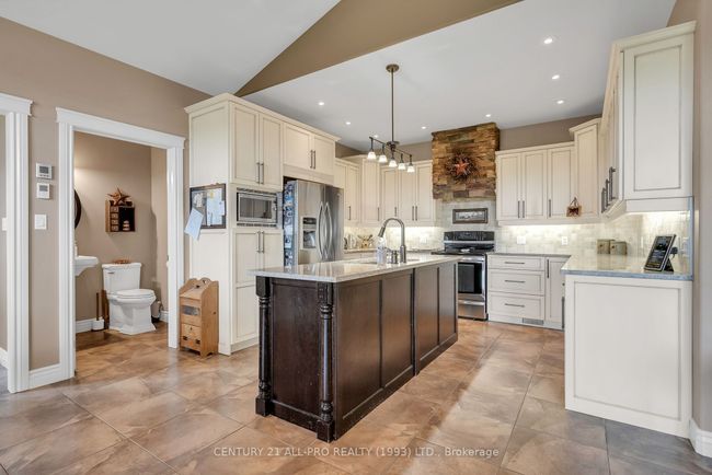 2300 Victoria Rd, House other with 4 bedrooms, 4 bathrooms and 10 parking in Carrying Place ON | Image 12