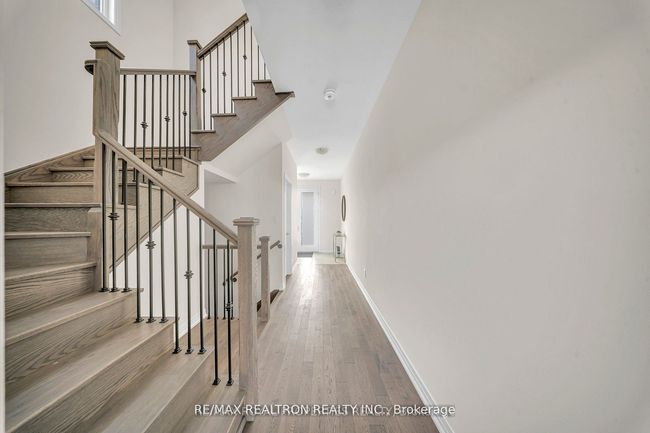 1053 Zircon Manor, House other with 4 bedrooms, 3 bathrooms and 1 parking in Pickering ON | Image 7
