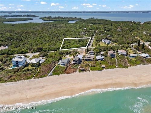 101 Seagrape Rd, Melbourne Beach, FL, 32951-4017 | Card Image