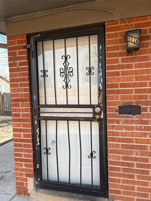 1922 Dallas St, Aurora, CO, 80010-2021 | Card Image