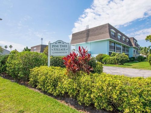 104c-1901 Indian River Blvd, Vero Beach, FL, 32960-4263 | Card Image