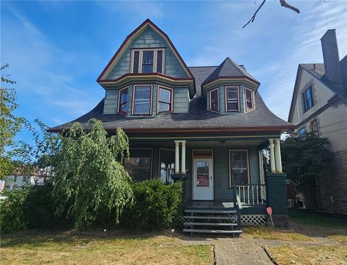 512 Reis St, New Castle, PA, 16101-2437 | Card Image