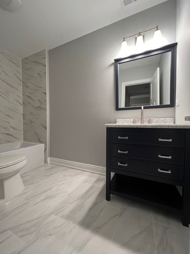 1E - 226 E 48 Th St, Condo with 4 bedrooms, 3 bathrooms and 6 parking in Chicago IL | Image 11