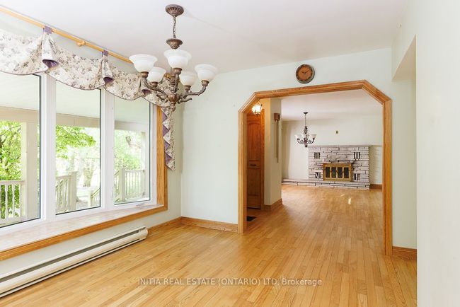 37364 Londesboro Rd, Home with 3 bedrooms, 2 bathrooms and 20 parking in Goderich ON | Image 11