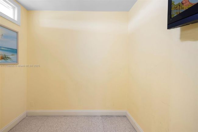 APT-6M - 5055 Collins Ave, Condo with 2 bedrooms, 3 bathrooms and null parking in Miami Beach FL | Image 19
