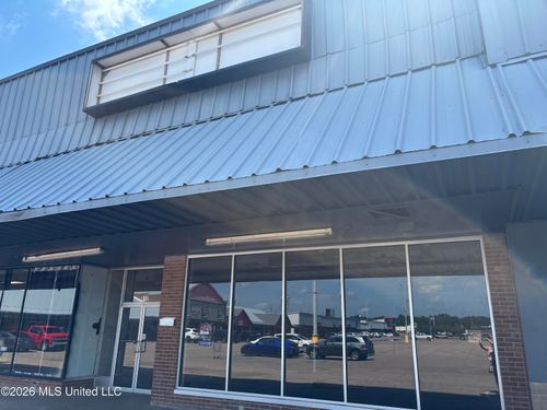 612-12100 Us 49, Gulfport, MS, 39503 | Card Image