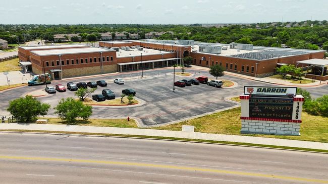 Barron Elementary within walking distance | Image 27