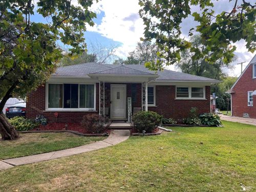 20048 Woodside St, Harper Woods, MI, 48225-2264 | Card Image