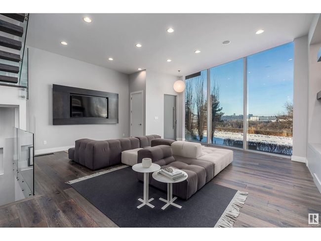 9509 99 B St Nw, House other with 4 bedrooms, 6 bathrooms and 6 parking in Edmonton AB | Image 12