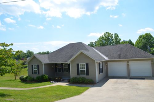 15 Delmas Gilliam Rd, London, KY, 40741 | Card Image
