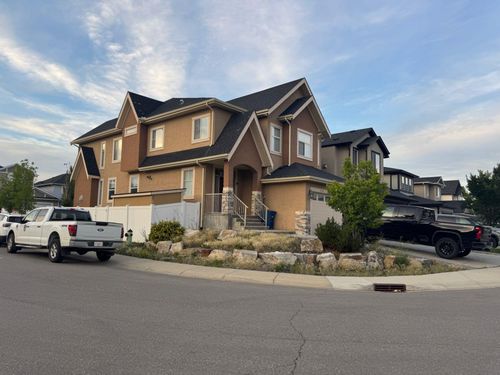 2368 Baysprings Pk Sw, Airdrie, AB, T4B3X8 | Card Image