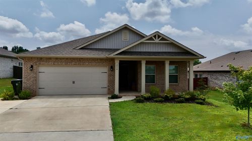 230 Poplar Hollow Dr, Harvest, AL, 35749-6604 | Card Image