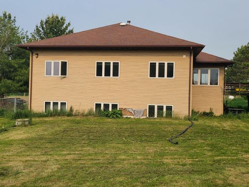 N1569 State Road 22, Arlington, WI, 53911-9748 | Card Image