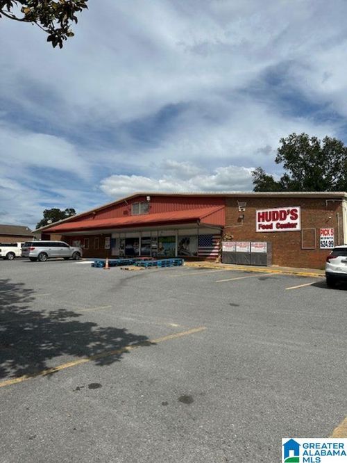 9910 N Main St, WILSONVILLE, AL, 35186-7279 | Card Image