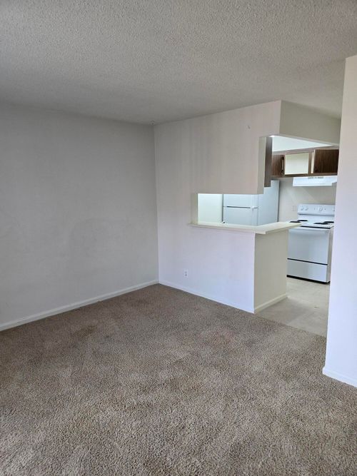 apt-a104-1500 N Congress Ave, West Palm Beach, FL, 33401-1715 | Card Image