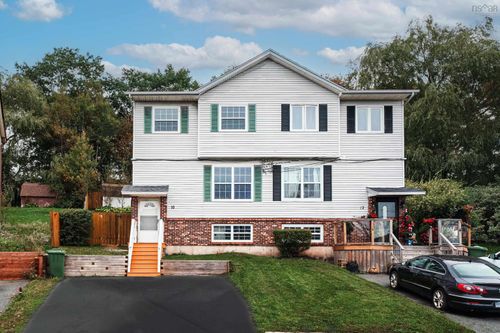10 Florence Place Court, Lower Sackville, NS, B4C3X2 | Card Image