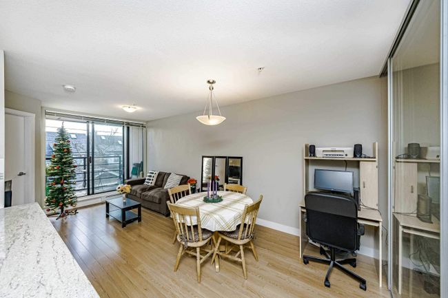 309 - 2150 E Hastings Street, Condo with 2 bedrooms, 1 bathrooms and 2 parking in Vancouver BC | Image 11