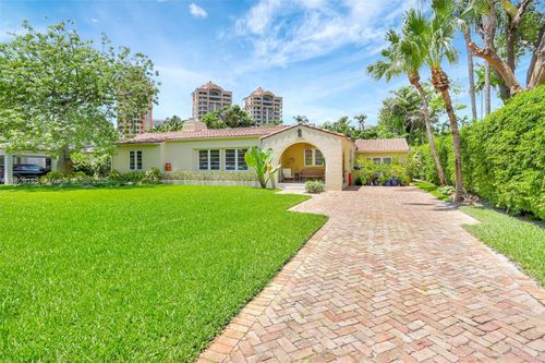 2224 Segovia Cir, Coral Gables, FL, 33134-4834 | Card Image