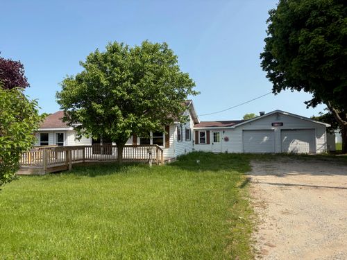 8142 W 32 Rd, Harrietta, MI, 49638-9709 | Card Image