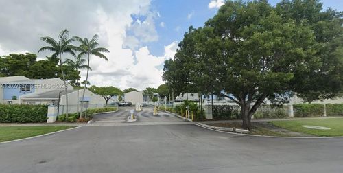 22317 Sw 103rd Ave, Cutler Bay, FL, 33190-1147 | Card Image