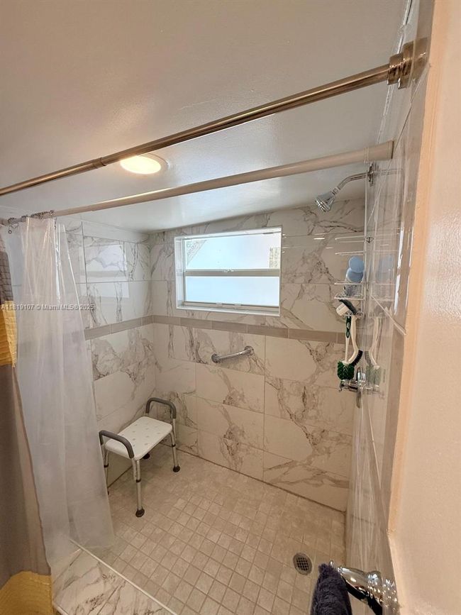 REAR - 7643 Miramar Pkwy, House other with 1 bedrooms, 1 bathrooms and null parking in Miramar FL | Image 10
