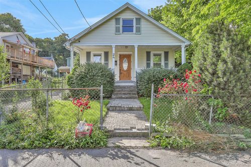 24 Duncan St, Beacon, NY, 12508-3822 | Card Image