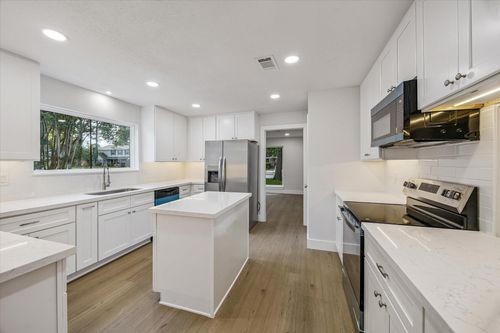 11947 Fawnview Dr, Houston, TX, 77070-2727 | Card Image