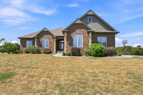 901 N Springwood St, Goddard, KS, 67052-9543 | Card Image