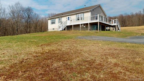 46 Blue Heron Ln, Port Jervis, NY, 12771-3377 | Card Image