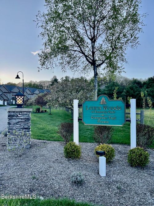28-28 Evergreen Trl, Lenox, MA, 01240-2121 | Card Image