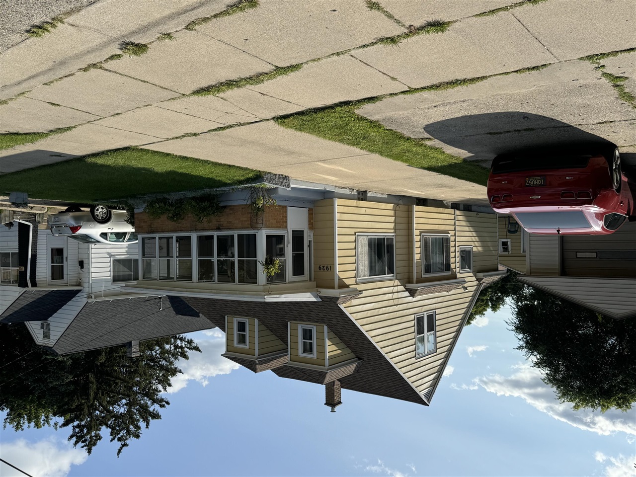 Berkley Ave, Wyoming, MI 49509