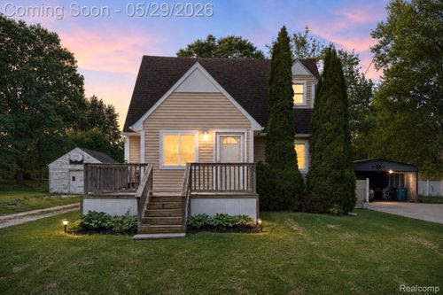 12463 W Lennon Rd, Lennon, MI, 48449-9715 | Card Image