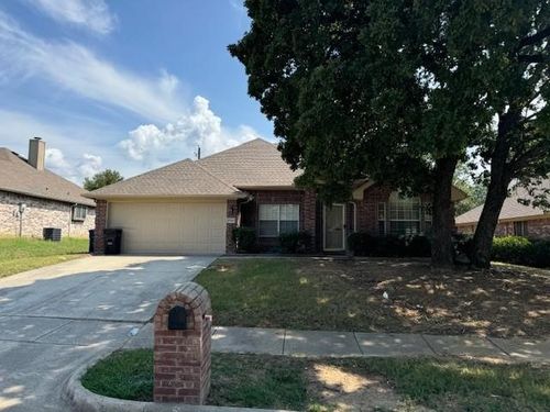 2700 Whetstone Dr, Corinth, TX, 76210-2286 | Card Image