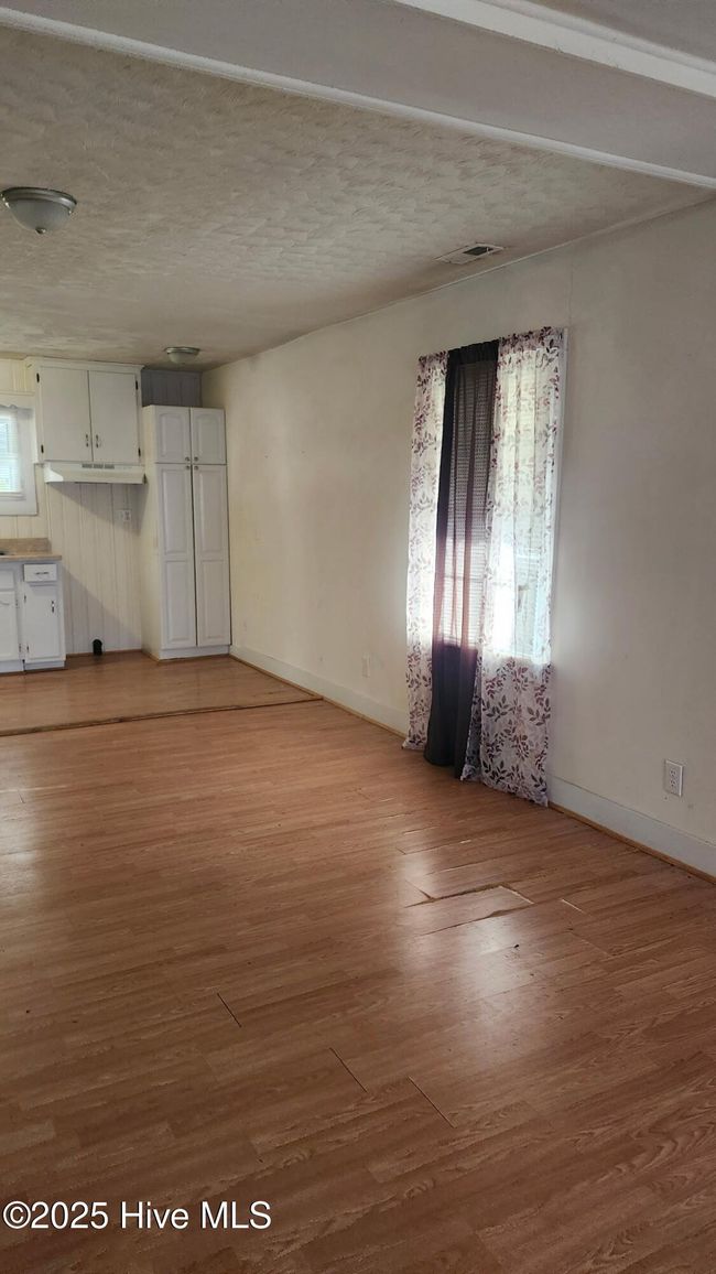 103 S Granville St, House other with 2 bedrooms, 2 bathrooms and null parking in Halifax NC | Image 11