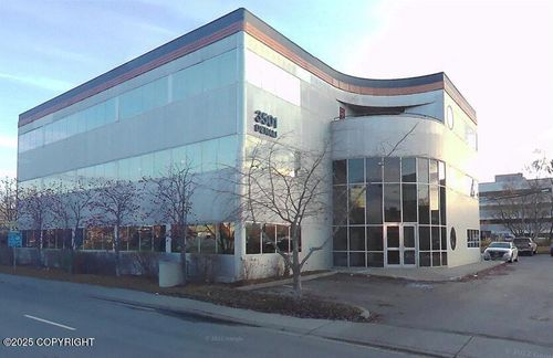 3501 Denali St, Anchorage, AK, 99503-4039 | Card Image