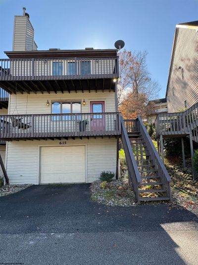 615 Mariner Village, Townhouse with 3 bedrooms, 3 bathrooms and 2 parking in Morgantown WV | Image 1