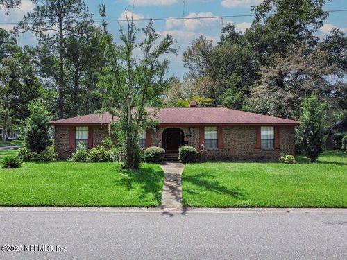 6982 Madrid Ave, Jacksonville, FL, 32217-2681 | Card Image