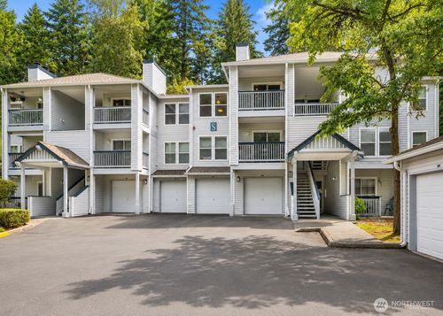 s303-33020 10th Ave Sw, Federal Way, WA, 98023-5048 | Card Image