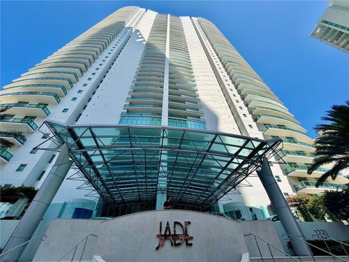 1006-1331 Brickell Bay Dr, Miami, FL, 33131-3678 | Card Image