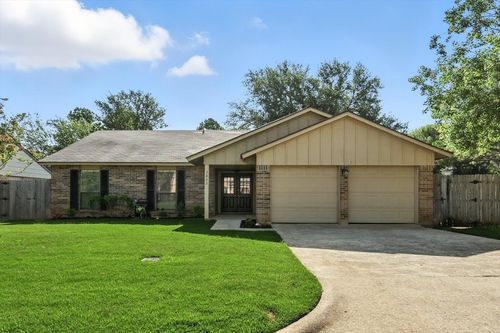 3802 Cortadera Ct, Flower Mound, TX, 75028-1248 | Card Image