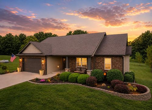 13771 N Frink Rd, HALLSVILLE, MO, 65255-9371 | Card Image