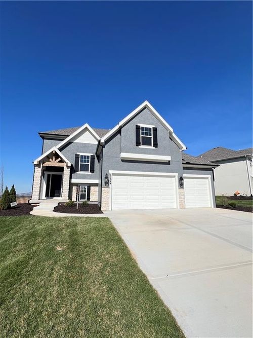 17644 High Street, Overland Park, KS, 66085 | Card Image