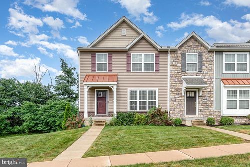 5105 Laurel Valley Ln, ENOLA, PA, 17025-2285 | Card Image