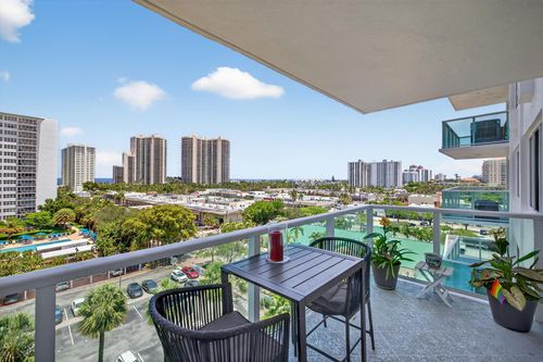apt-814-3233 Ne 34th St, Fort Lauderdale, FL, 33308-6943 | Card Image