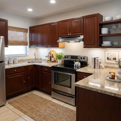 306-3071 E Sunrise Lakes Dr, Sunrise, FL, 33322 | Card Image