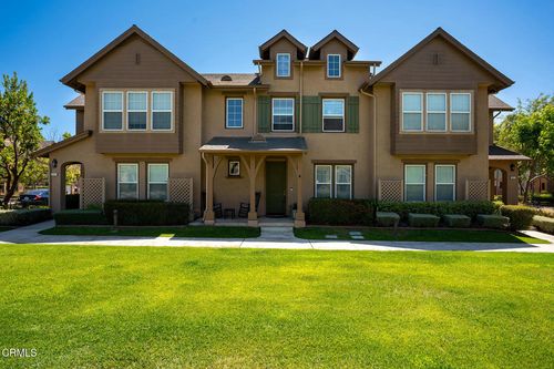 2929 Rocky Mountain Dr, Oxnard, CA, 93036-5334 | Card Image