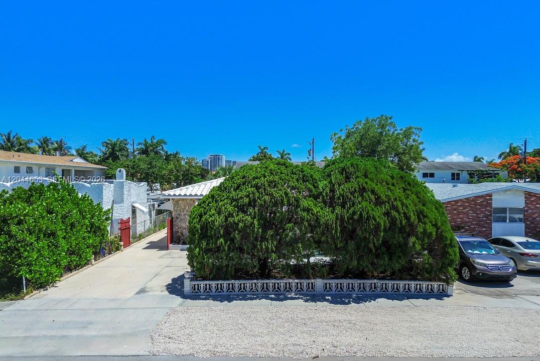 Residential in Hollywood 3