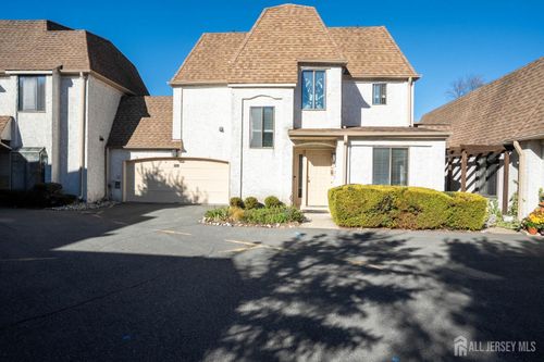 58 Park Gate Dr, Edison, NJ, 08820-4031 | Card Image