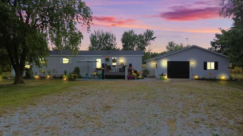 15811 County Rd West 200 N, Medaryville, IN, 47957 | Card Image