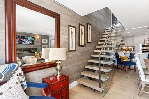 306-2344 Atkins Ave, Port Coquitlam, BC, V3C1Y8 | Card Image